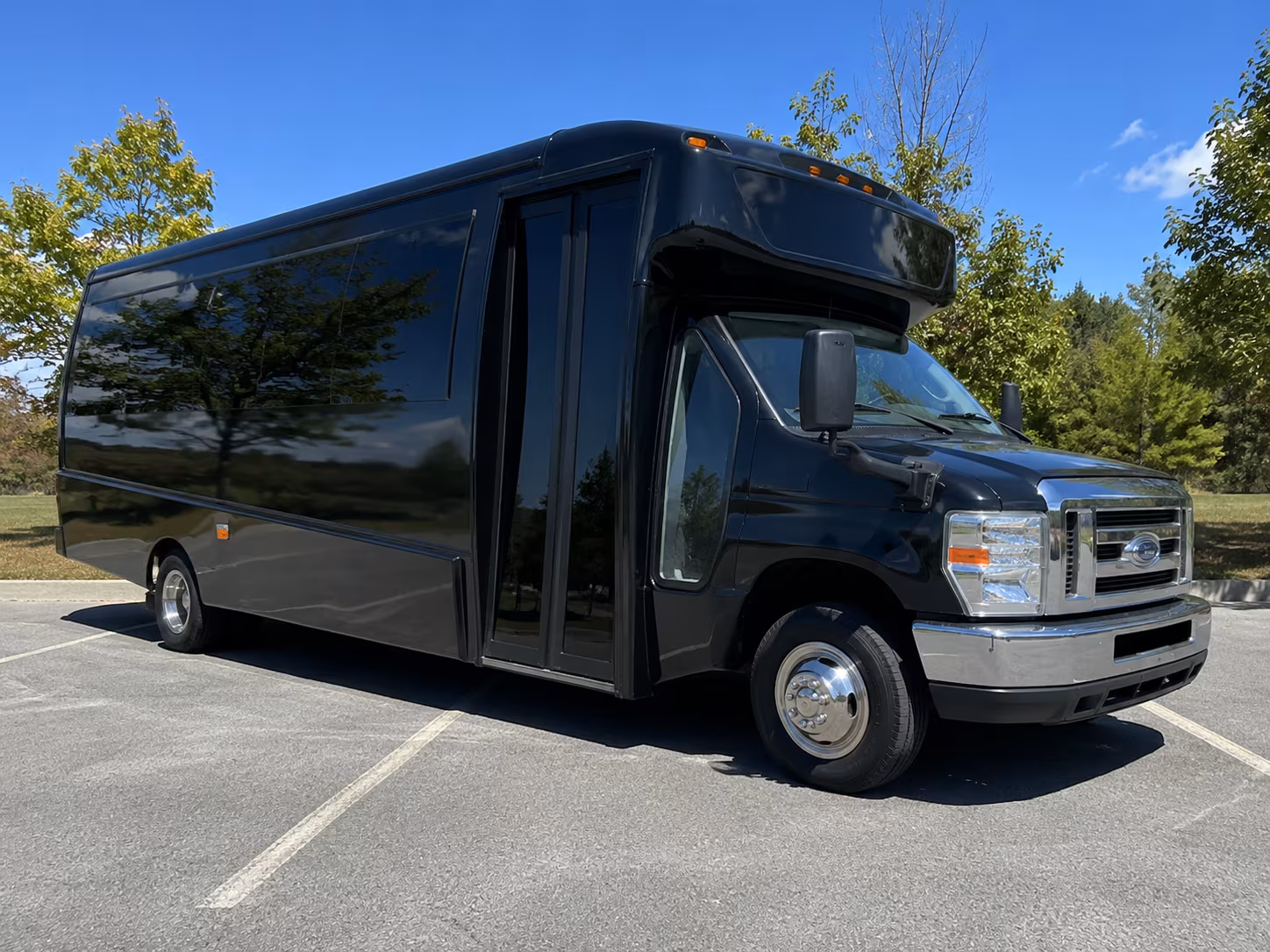 minibus rentals for smaller shelby prom groups and pre prom parties