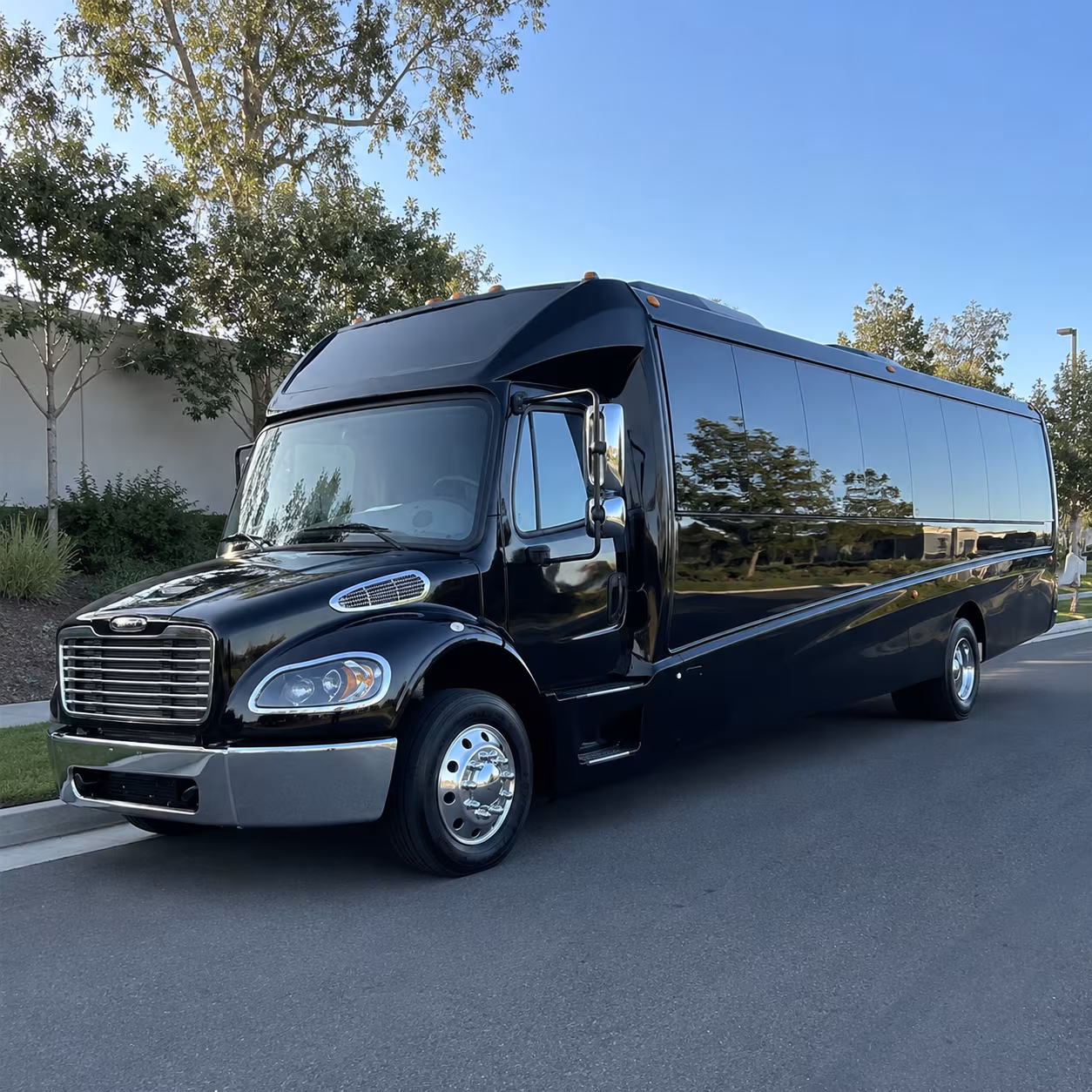 shelby 30 passenger minibus